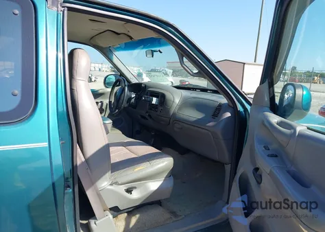 1997 Ford F-150 Lariat/Xl/Xlt from USA, damaged, VIN 1FTDX18W2VNB90650